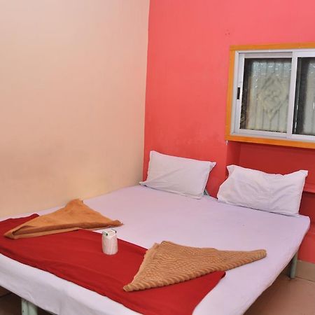 Manju Guest House Hampi Luaran gambar