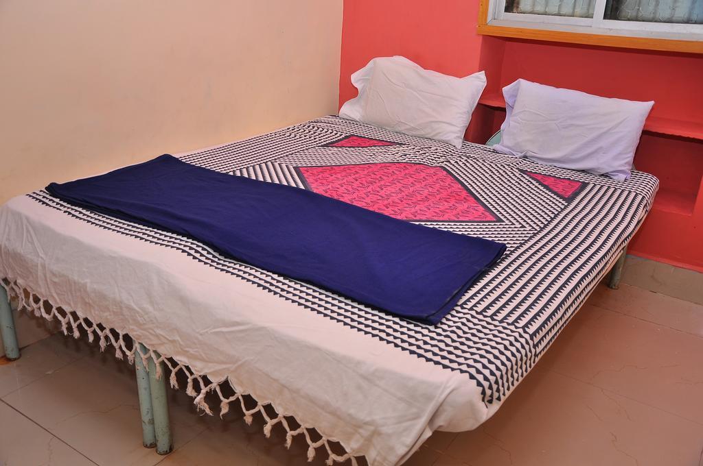 Manju Guest House Hampi Luaran gambar