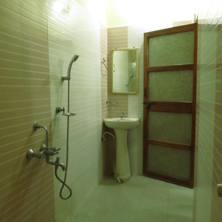 Manju Guest House Hampi Luaran gambar