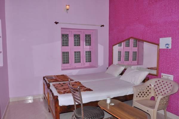 Manju Guest House Hampi Luaran gambar